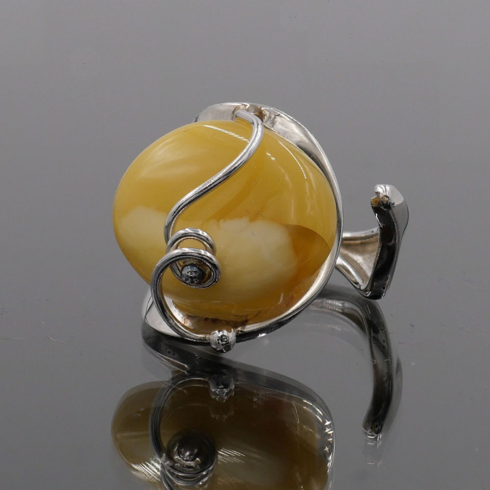 Butterscotch amber ring